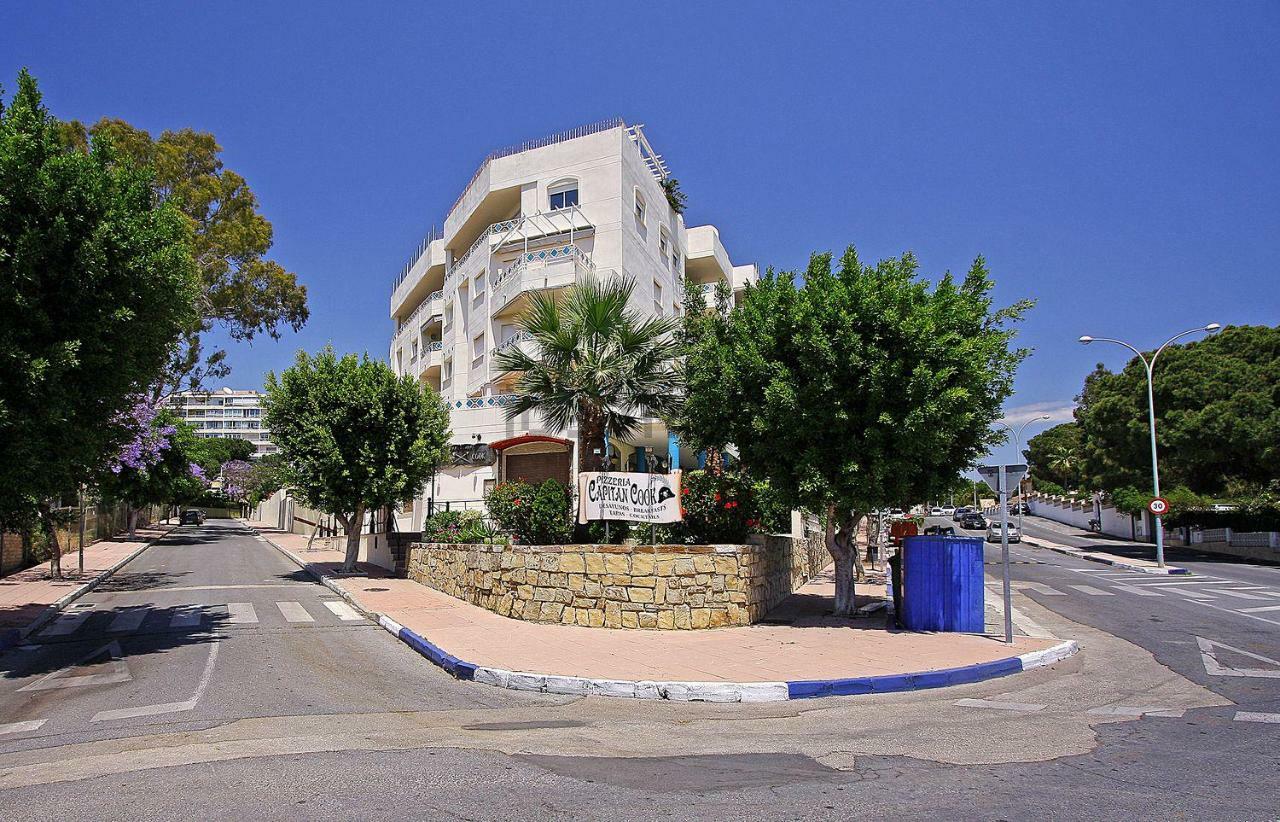 Apartamento Costabella Penthouse Marbella Exterior foto